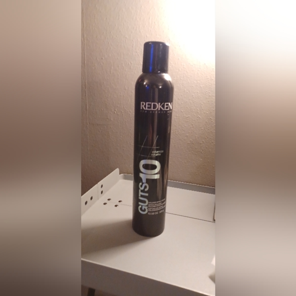 Redken guts 10